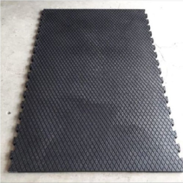 रबर वाली गाय की चटाई 6 x 4 फीट (5 का पैक) - स्वास्तिक एग्रो